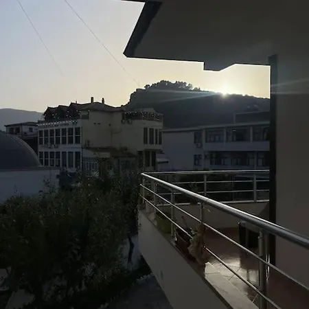 Villa Agalliu Center Berat